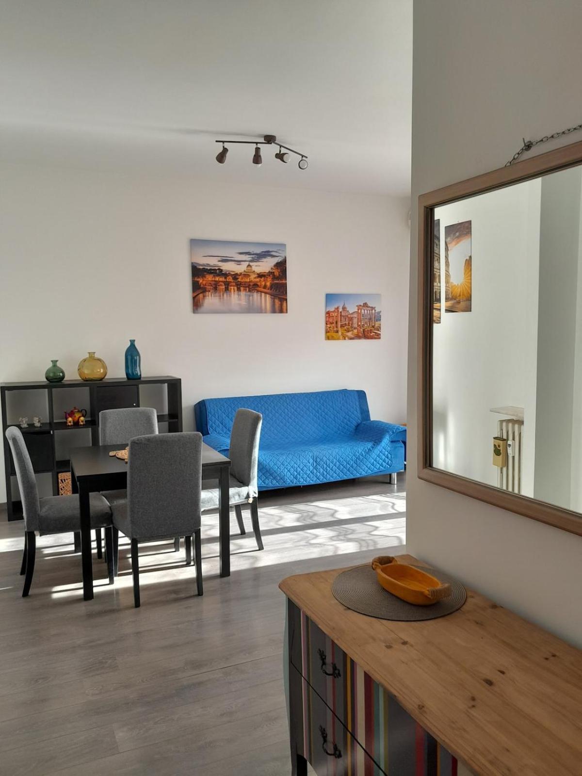 Cardinal House Apartment *